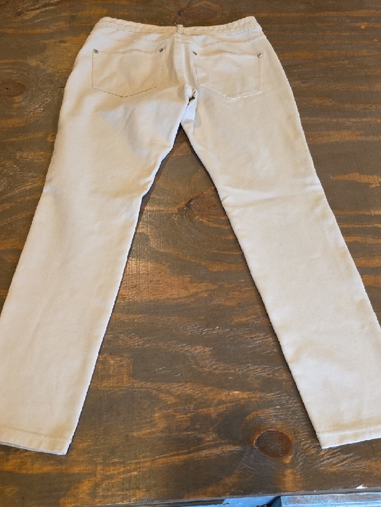 Liverpool Slim Straight Pants in Light Cream Textured Knit - Picture 9 of 11